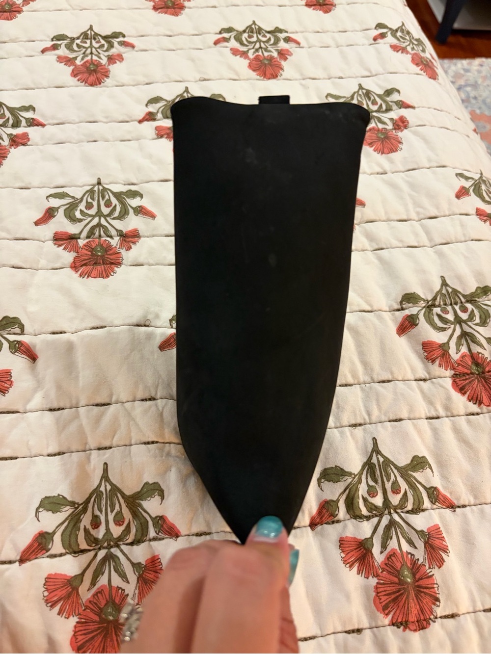 NWOT Portland Leather Black Triangle Zip Pouch - Picture 8 of 8